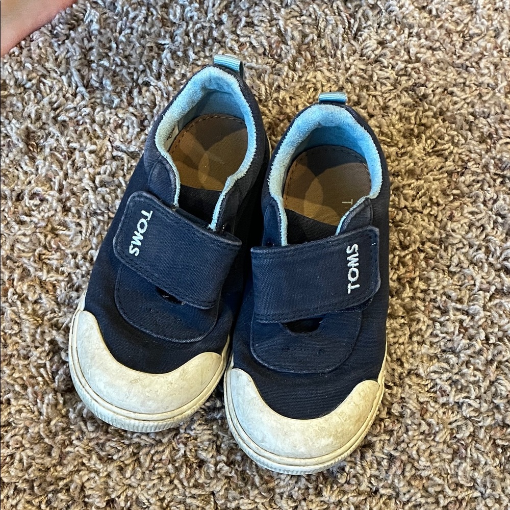 TOMS Kids Dark Blue Velcro Sneakers